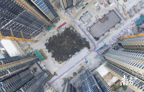 万科广东中山项目停车场顶板坍塌，曾举行建筑质量月开幕式  第1张图片